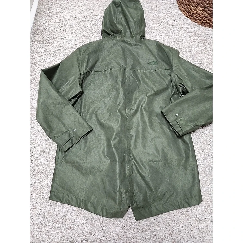 The North Face MEN'S ELMHURST TRI CLIMATE JACKET Rosin Green SIZE XL Outer Only